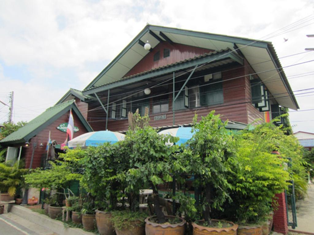 San Sook Place pensión Phra Nakhon Si Ayutthaya Exterior foto